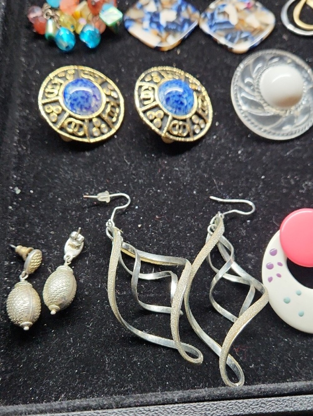 Earring Bundle - Picture 3 of 11